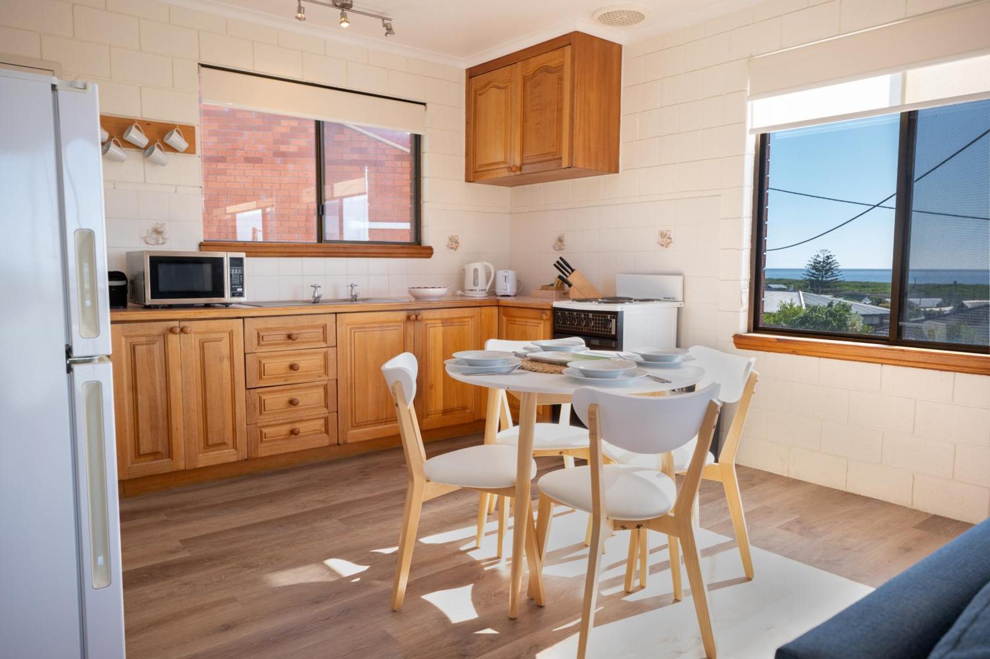 Blue Seas Holiday Villas Scamander Exterior photo